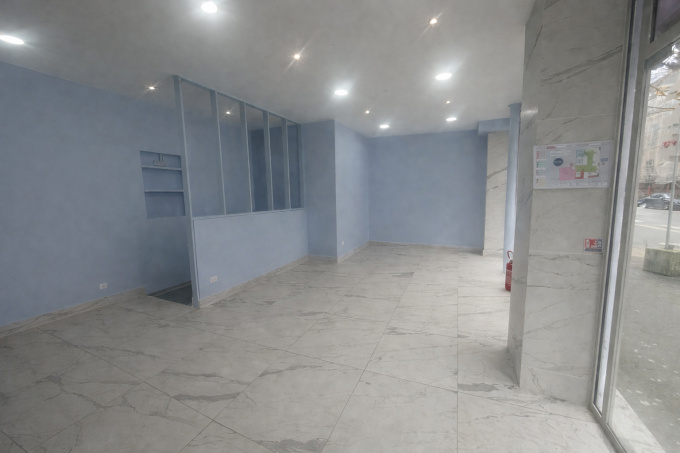 Location Immobilier Professionnel Local commercial Clichy (92110)